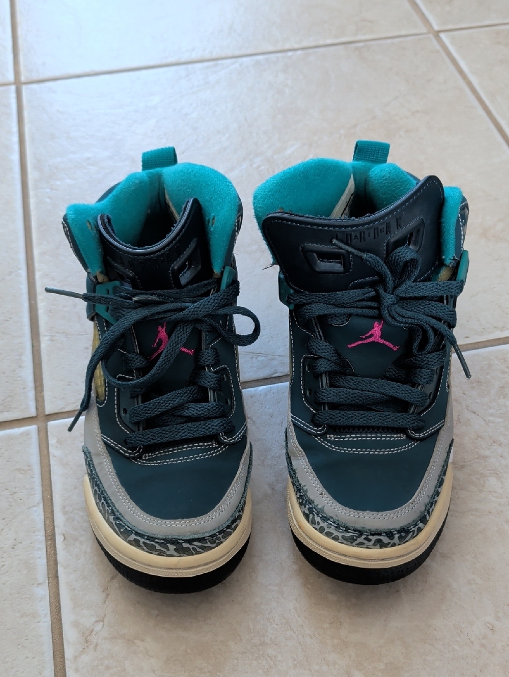 Nike Air Jordan Kid Spizike Space Blue Teal Pink High-Top Sneakers Boys Size 6.5